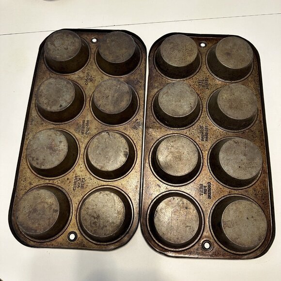 2 VINTAGE KELLOGG'S ALL BRAN 8 MUFFIN TIN Cupcake Pan Baking Metal - Picture 2 of 5